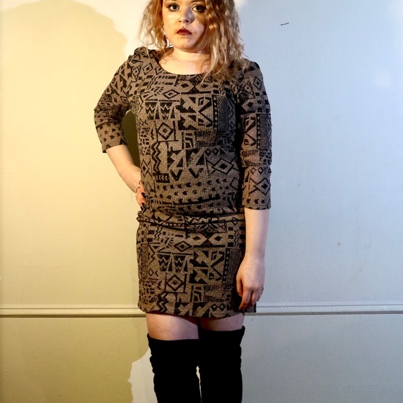 Aztec Pattern Dress - Picture 2 of 7